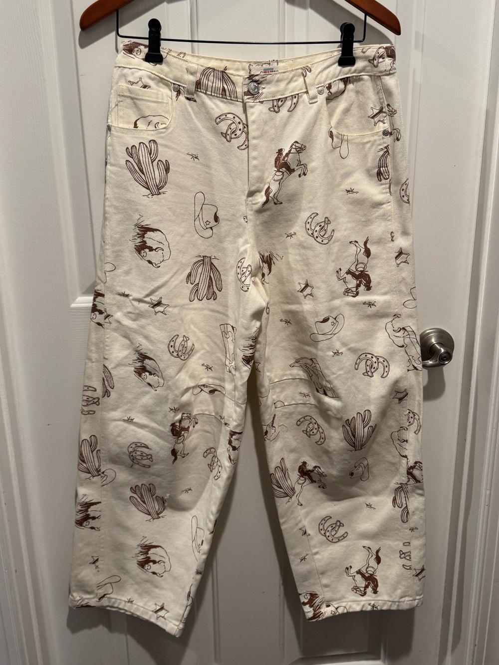 Cali 1850 Cream Brown Western-Print Denim Jeans Size 9